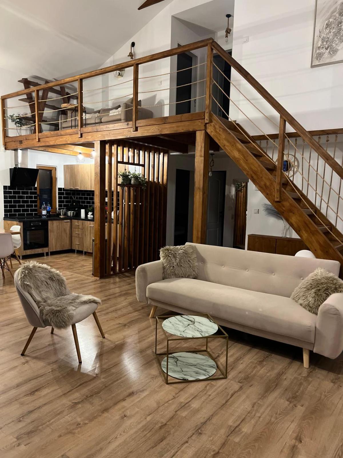 Le Chalet M - Cabana Cu O Panorama De Poveste. Surdesti  외부 사진